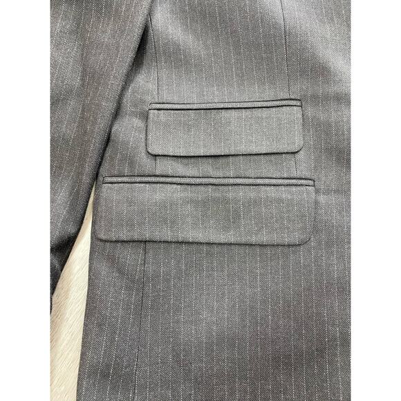 Banana Republic Men's 44R 2-Button Charcoal Pin Stripe Sport Coat Blazer Jacket - Picture 2 of 7